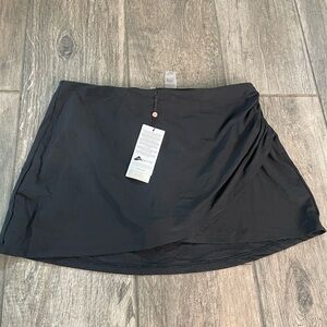 Elegant Black Mini Skirt